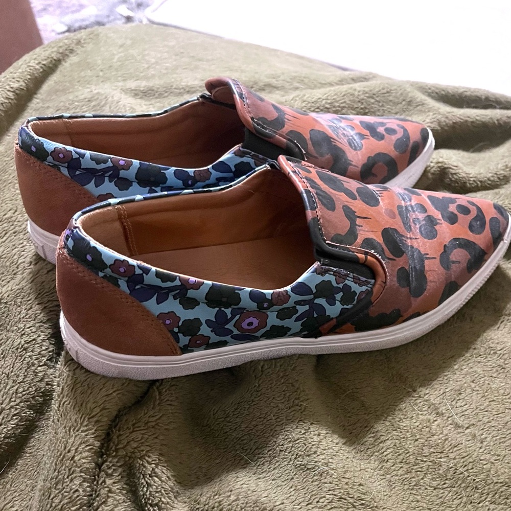 Coach Pointed Toe Tennis Shoes - Picture 2 of 4